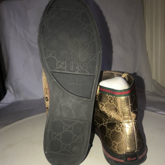 Men’s Gucci shoes - Picture 4 of 5